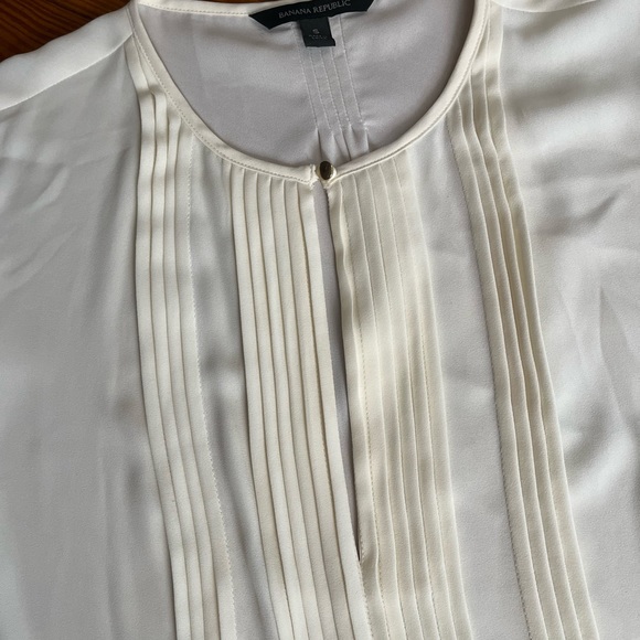 Banana Republic off white sheer 3/4 sleeve ruffle hem work business top S - Picture 4 of 5